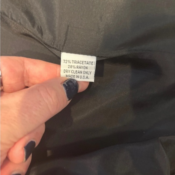 Elegant Black Women's Blazer - Picture 5 of 6